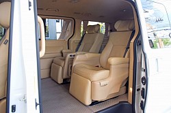 hyundai grand starex 7 ที่นั่ง VIP